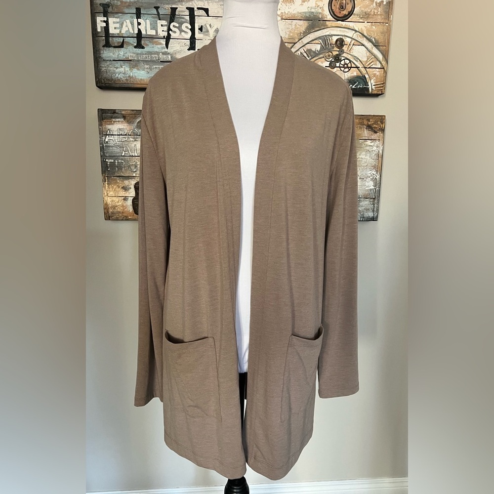 Cielo Lightweight Spring Cardigan